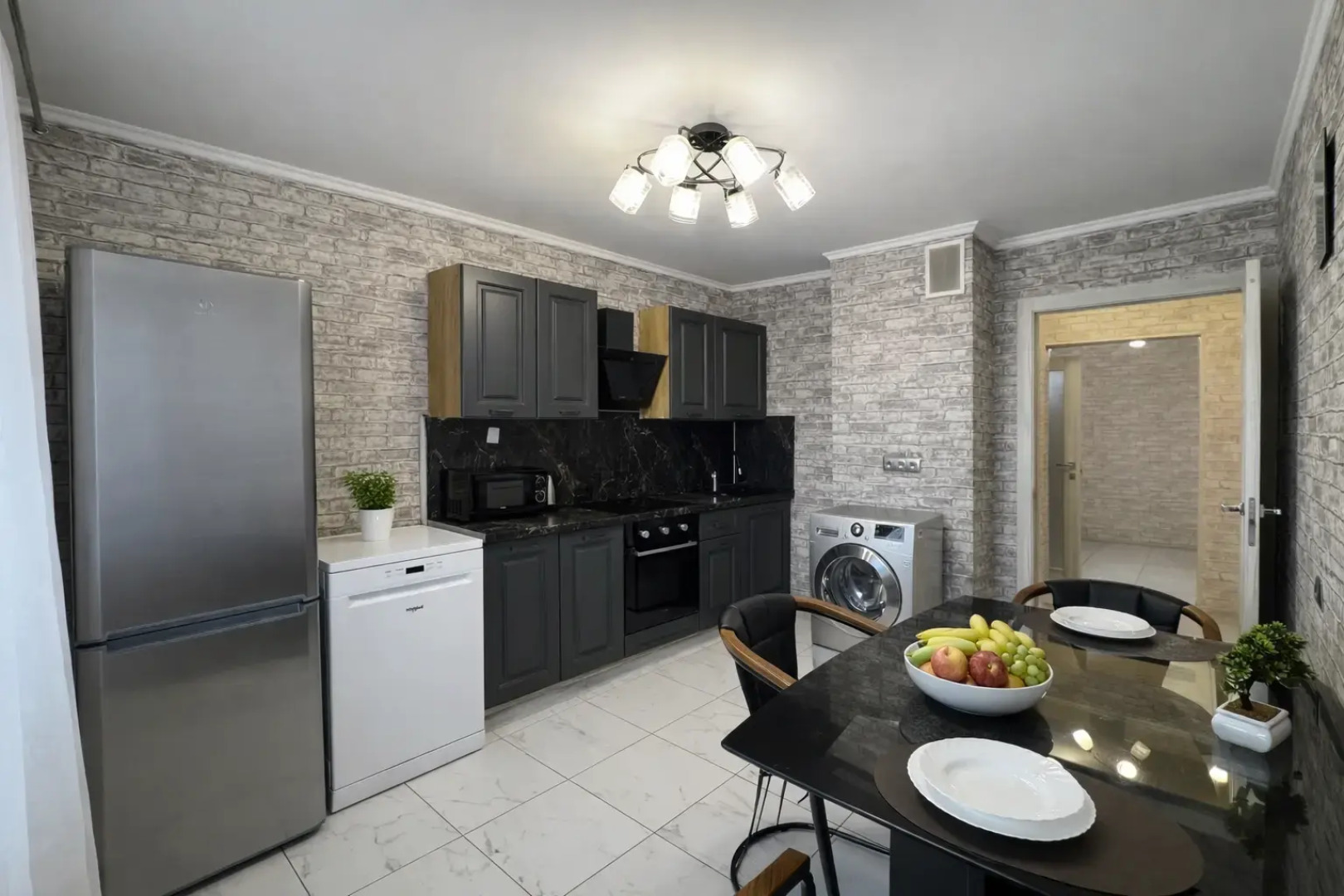 Апартаменты Платона кляты 27 ЖК Суворовский