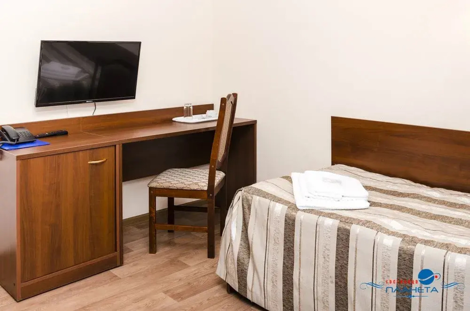 Отель Планета