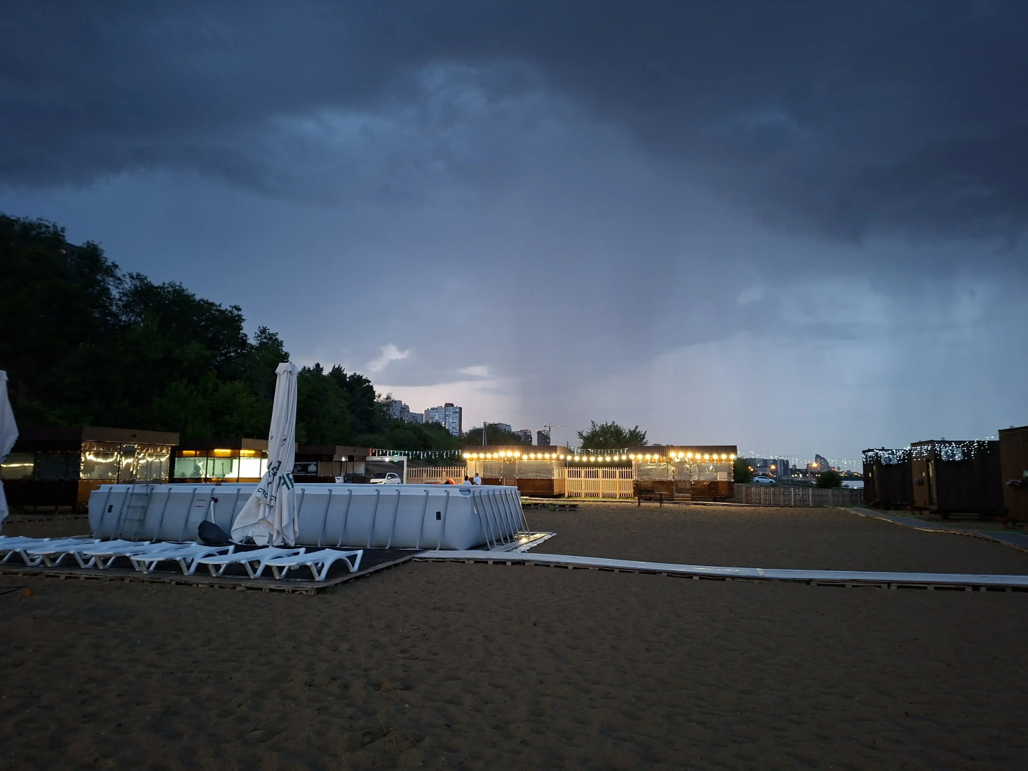 Глэмпинг Солнце, воздух и вода