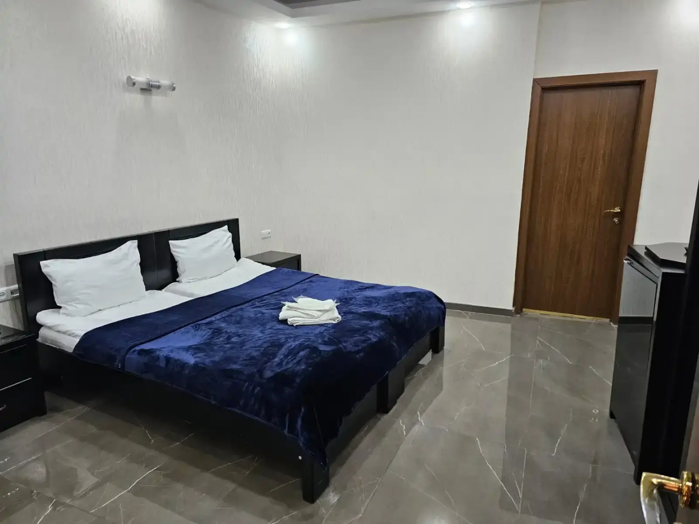 Отель Данисимо