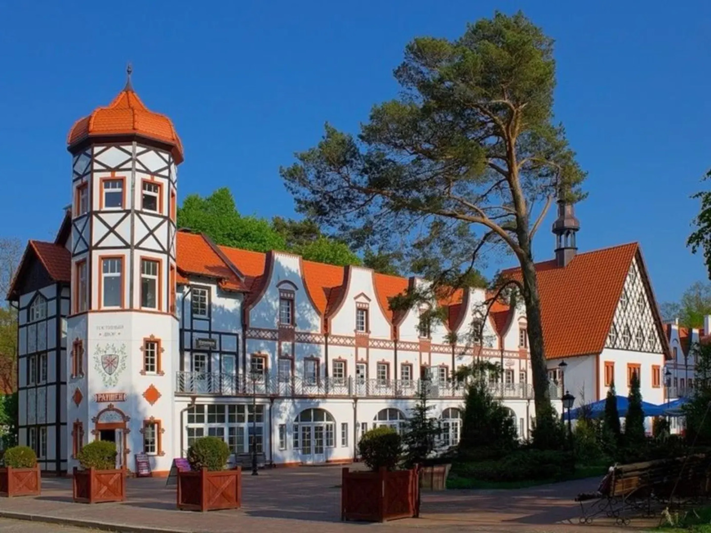 Апартаменты Amber One Apartments