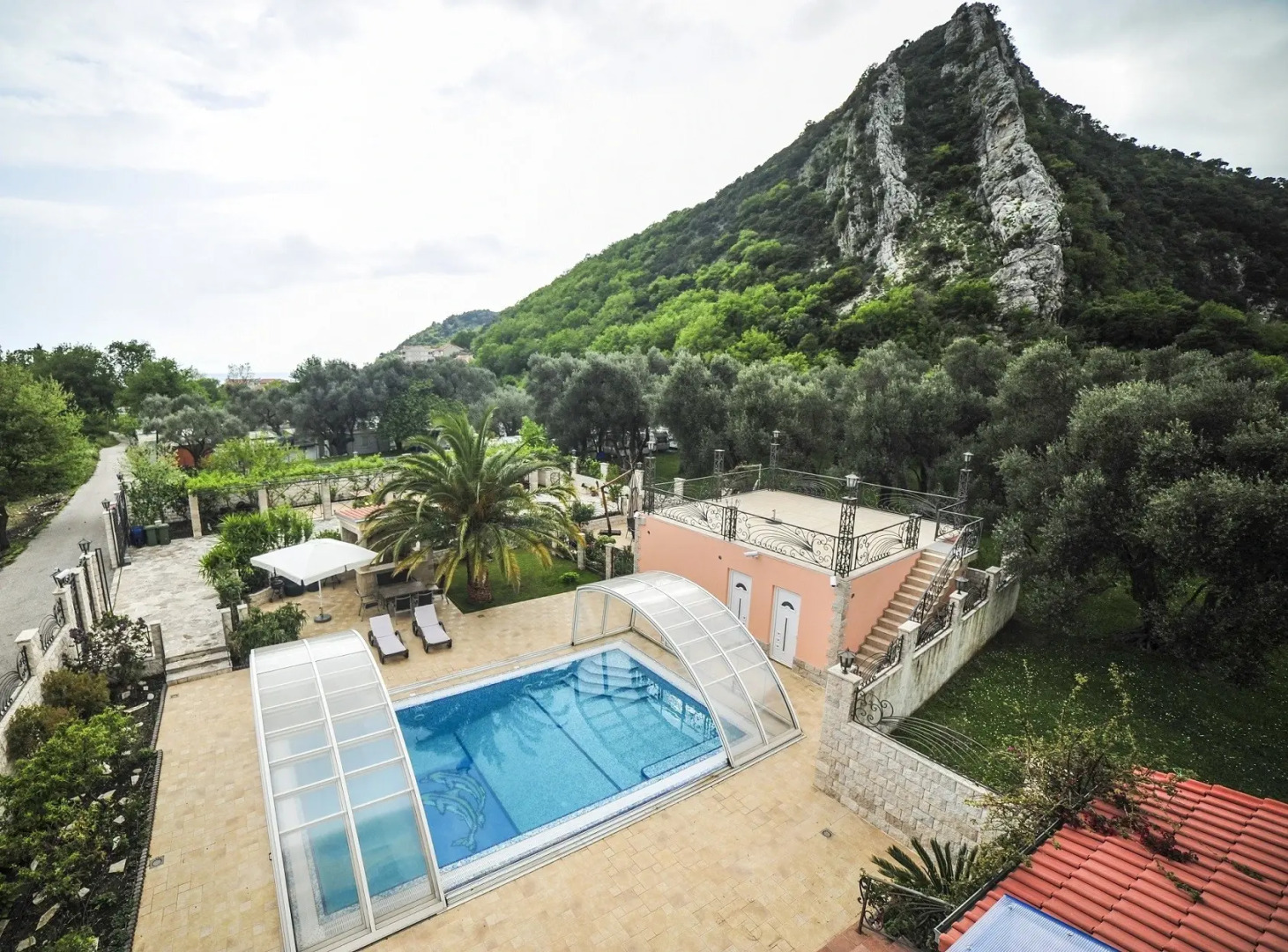 Апарт-Отель Villa Dolphin