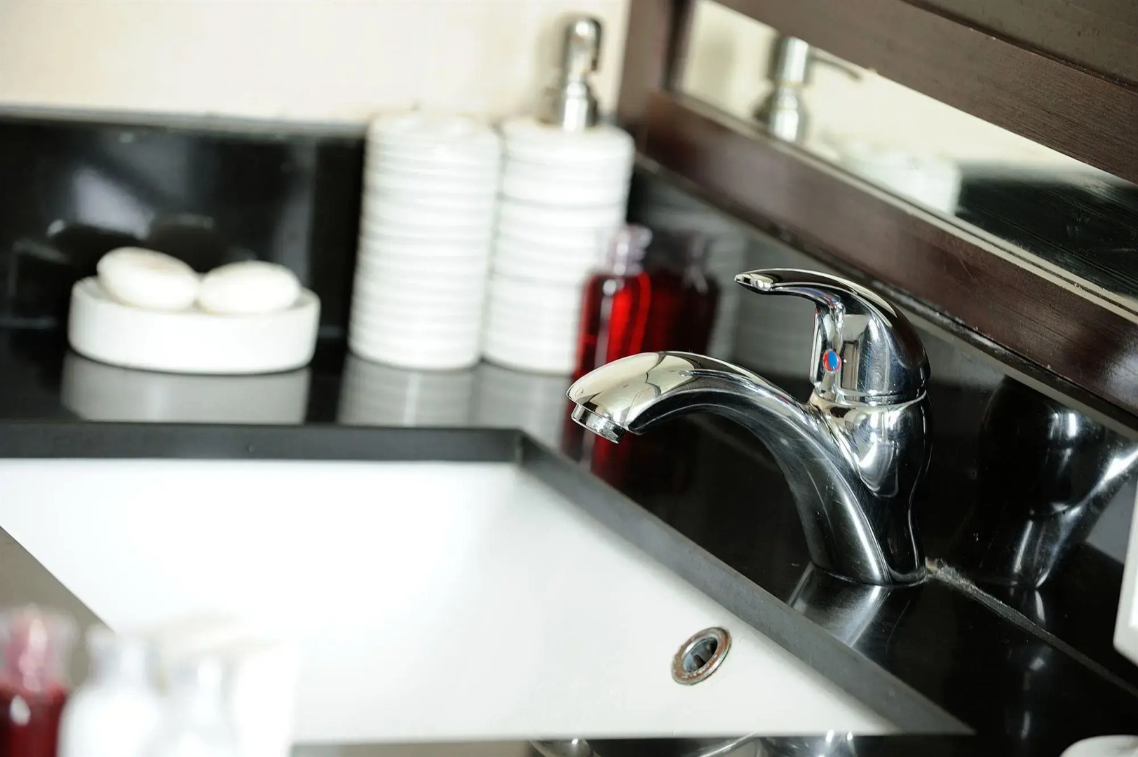 Отель The Oriental Beach Pearl