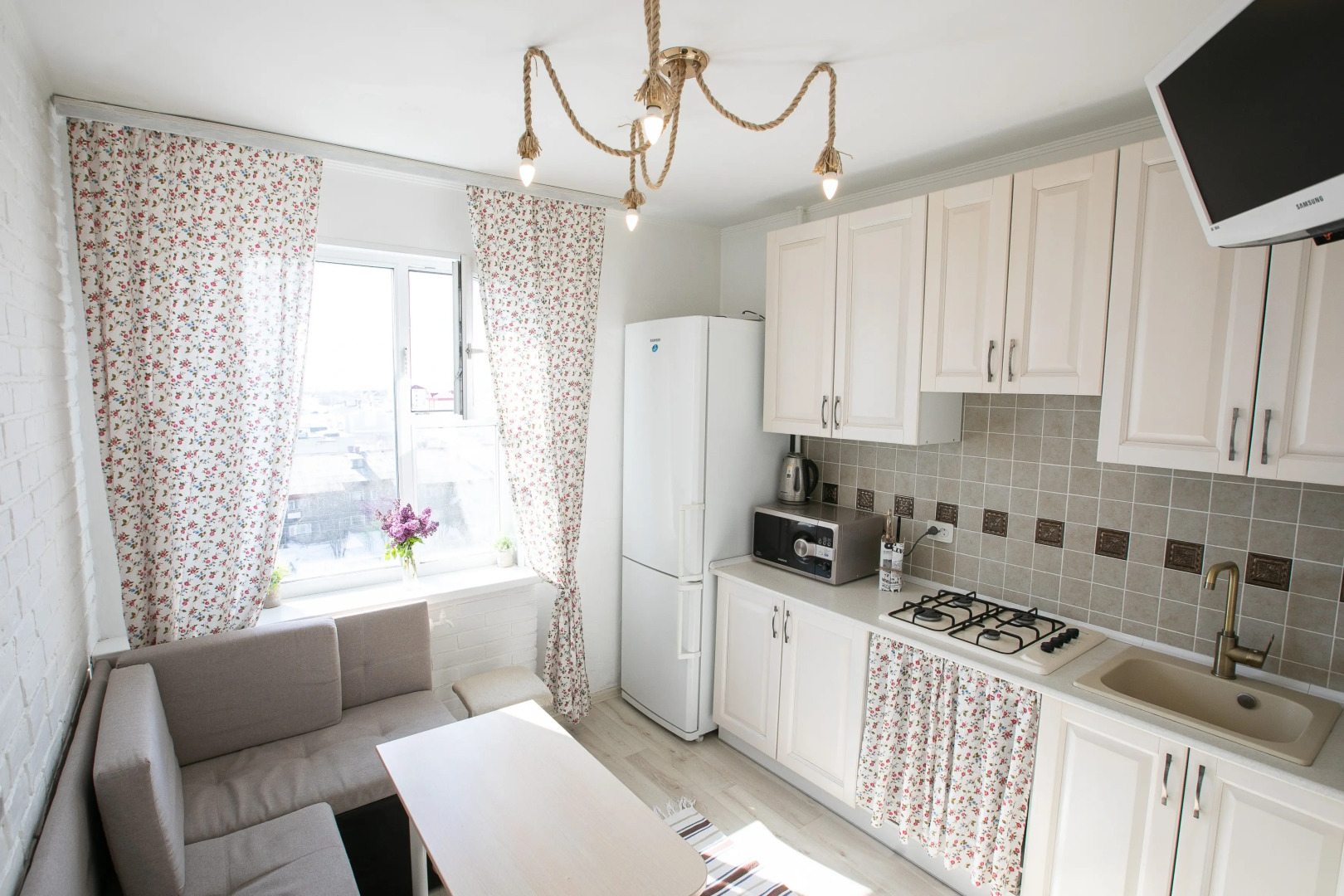 Апартаменты Сибирская 45