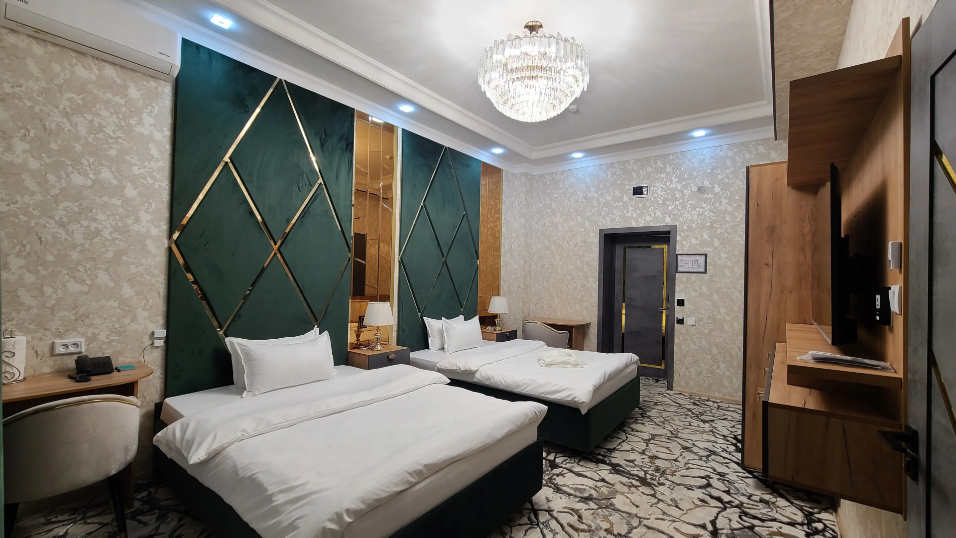 Отель Royal Hotel Navoiy