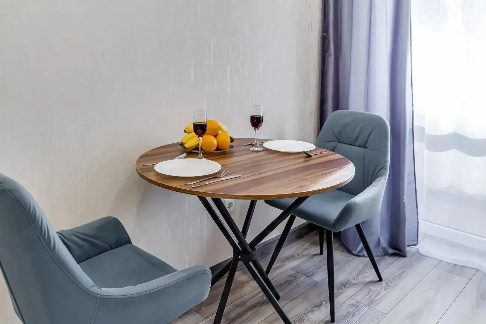 Апартаменты напротив Бизнес центра Аметист