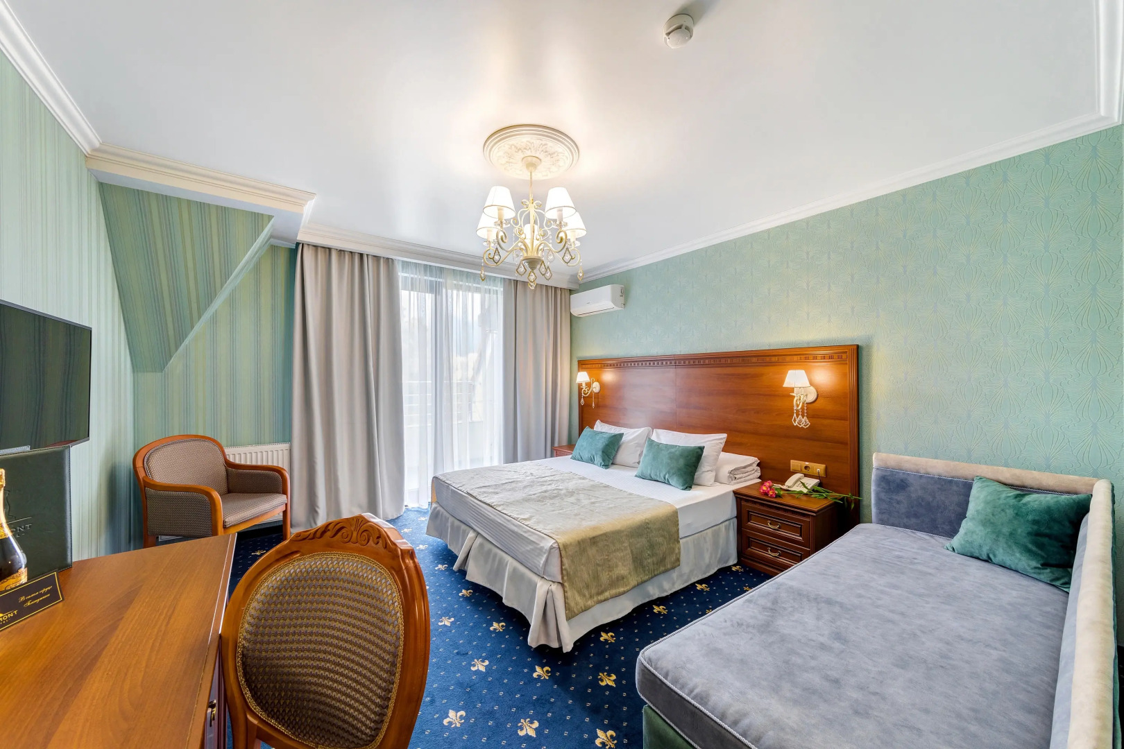 Отель Лермонт