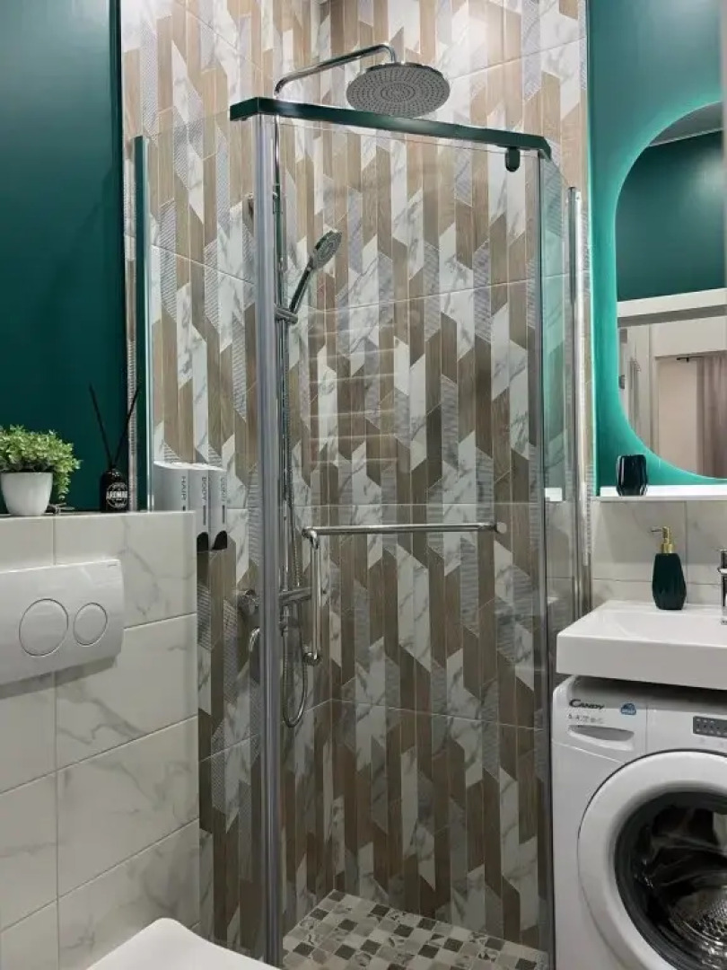 Апартаменты дизайнерские яркие рядом с Внуково