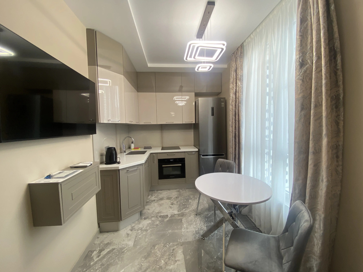 Апартаменты SochiHome Депутатская 4