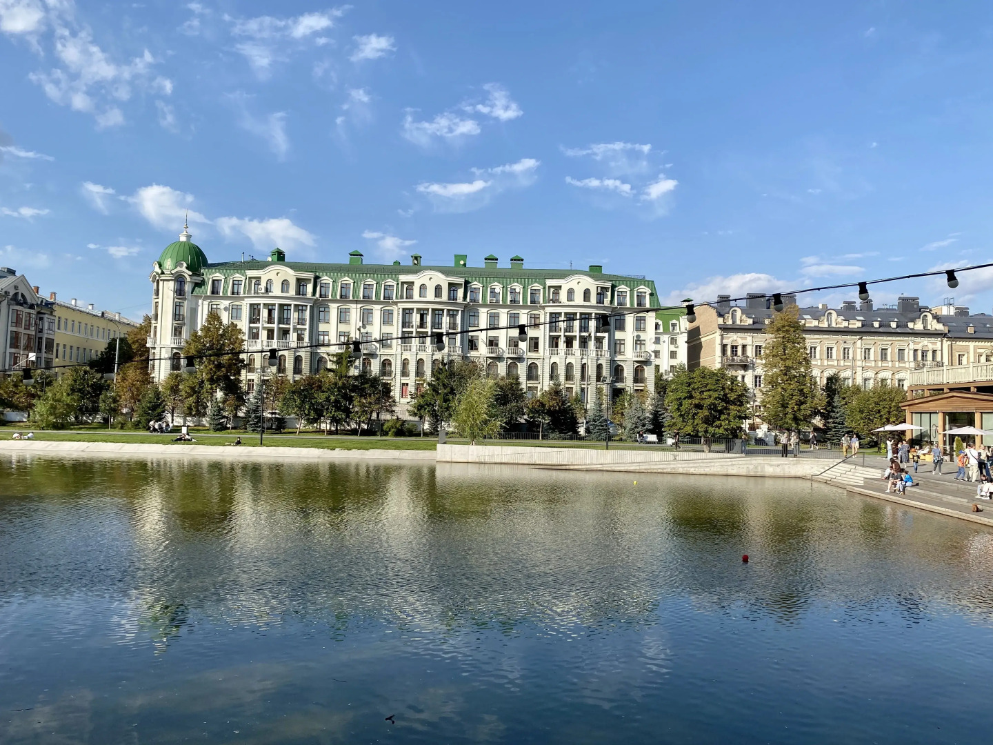 Видовая Двухкомнатная Элитная Квартира на Чёрном Озере