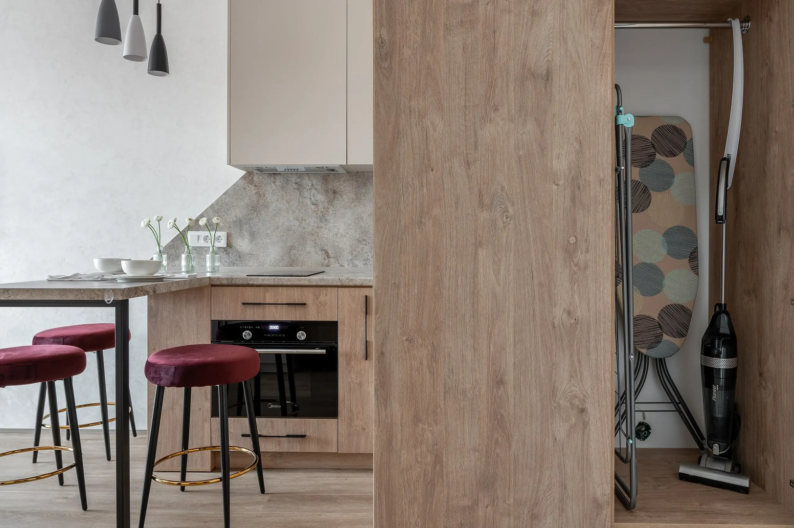 Апартаменты Red Apartments Атлантис апартамент Гермес