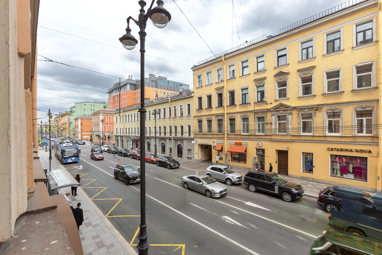 Апартаменты Roomstay Большой Делюкс