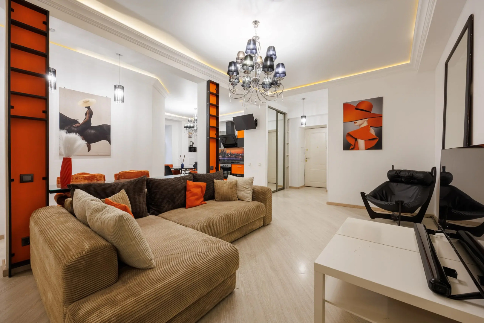 Апартаменты у Казанского Собора DereMRents ДереМРентс