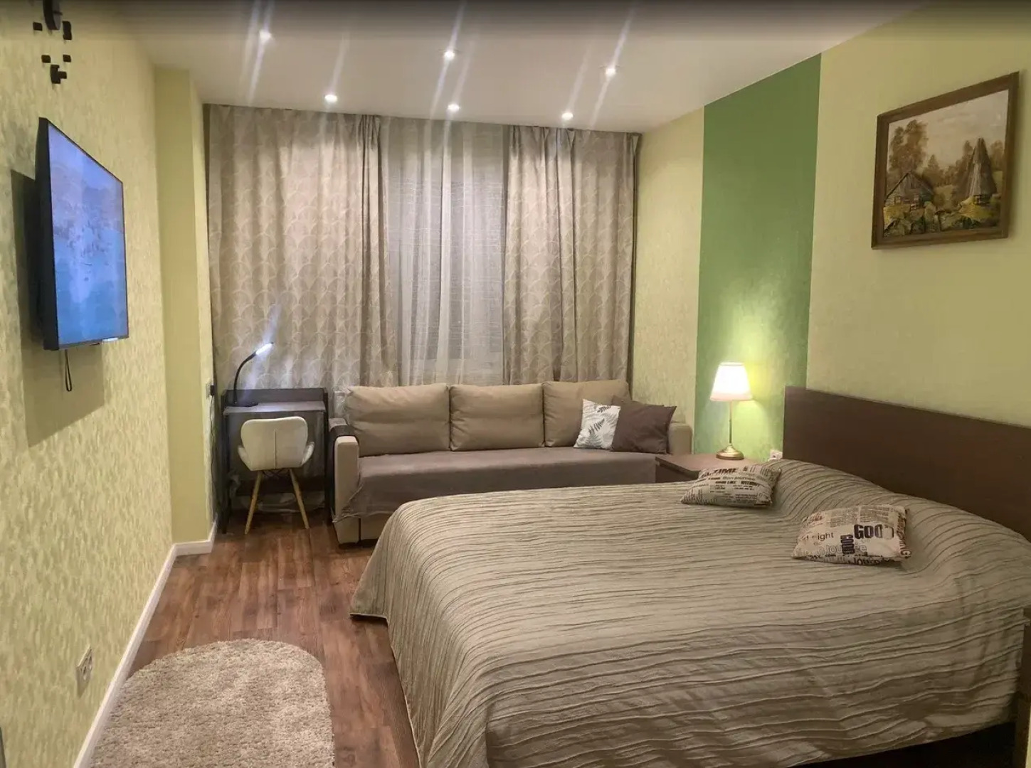 Апартаменты LifeHome на Иванова 1