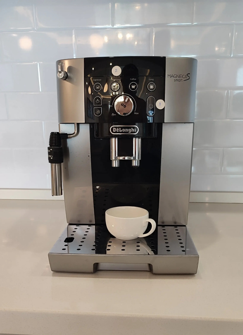 Апартаменты Шикарные В центре с видом на Золотой мост и Русский мост