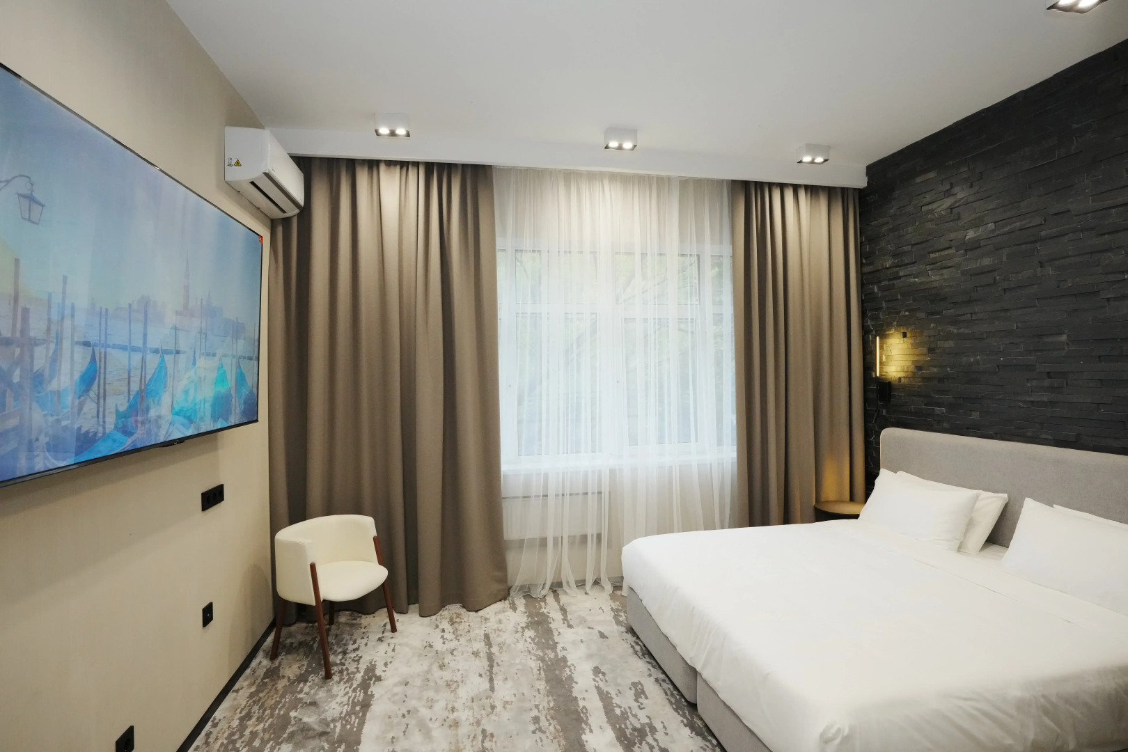 Отель Park Lane