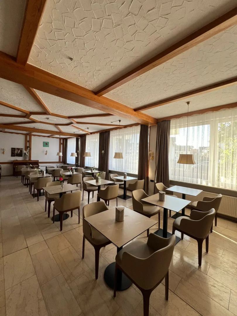 Отель Hafez Bad Salzuflen