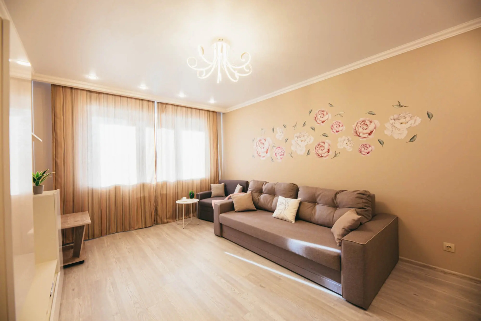 Квартира двухкомнатная в самом центре Калининграда