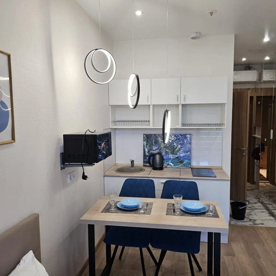 Апартаменты студия 404