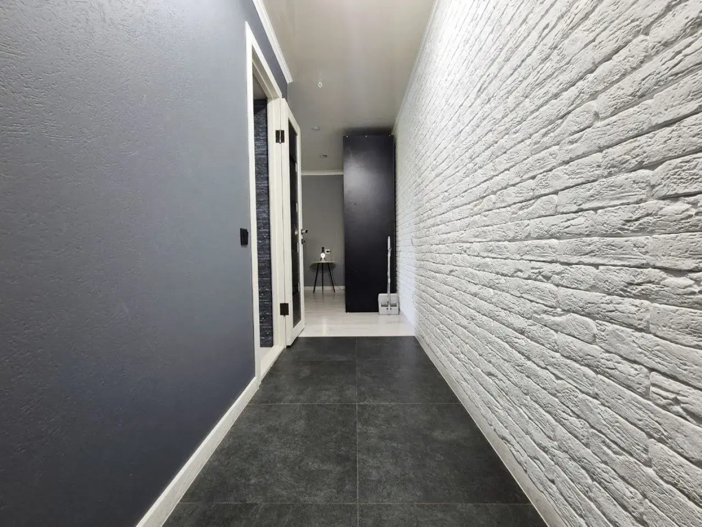 Квартира однокомнатная с панорамным видом на сквер