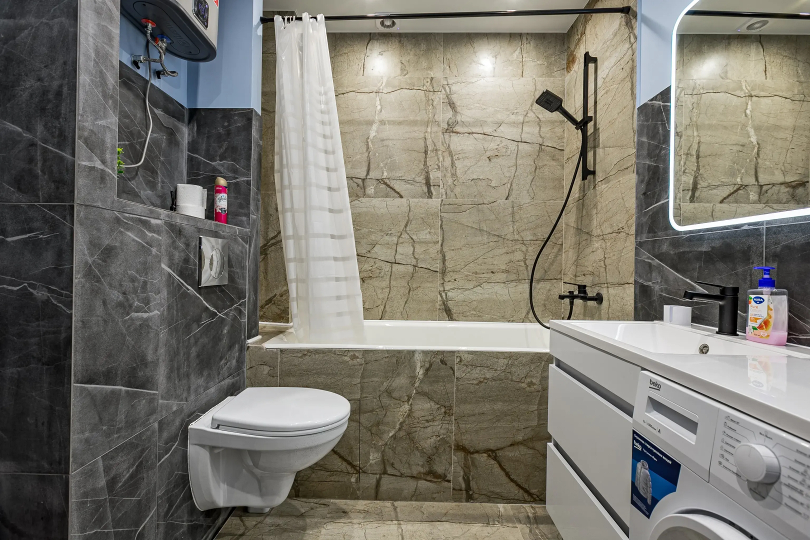 Квартира MaxRealty42 Летчика Осканова 6