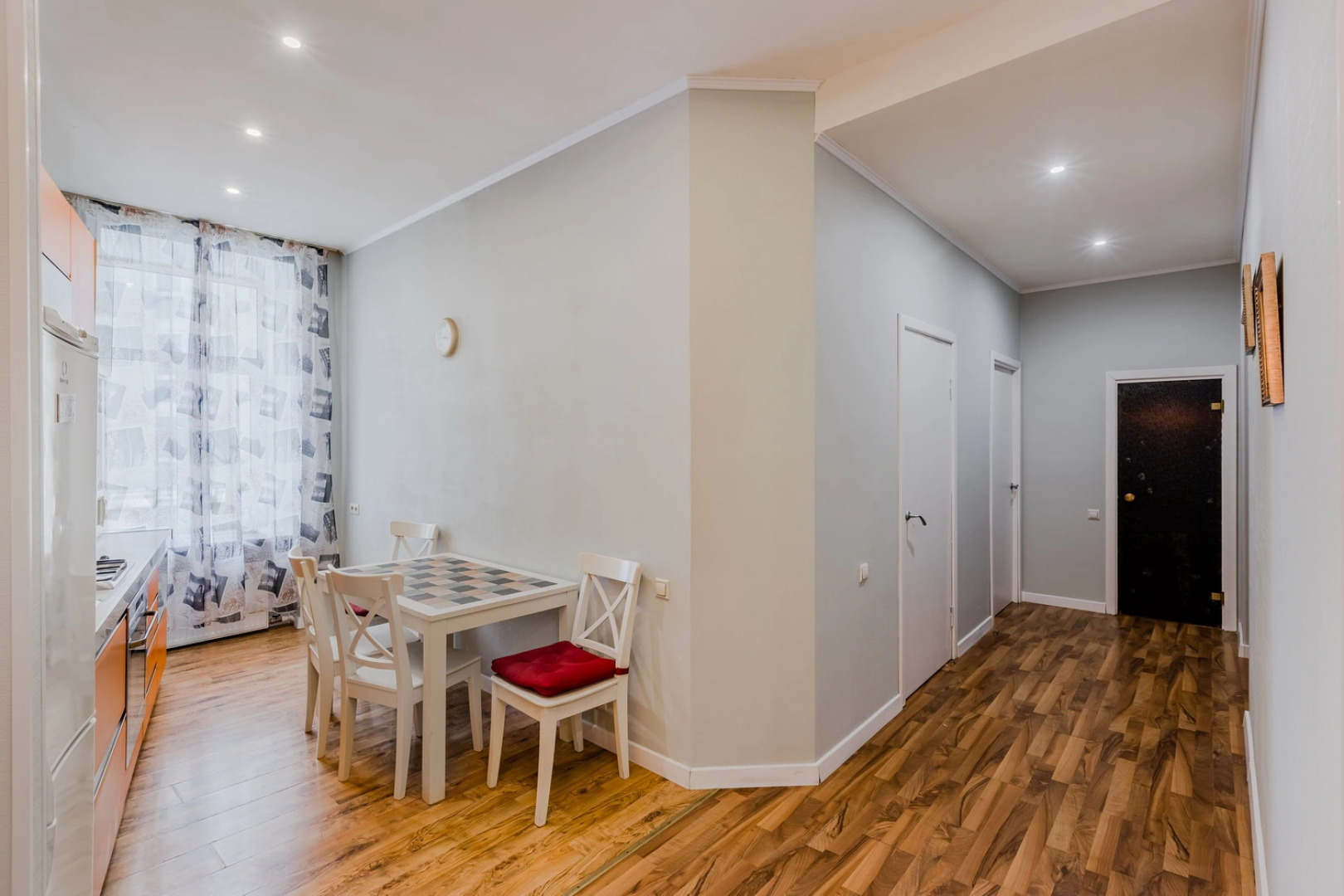 Апартаменты SpbStay с сауной на Невском проспекте 124