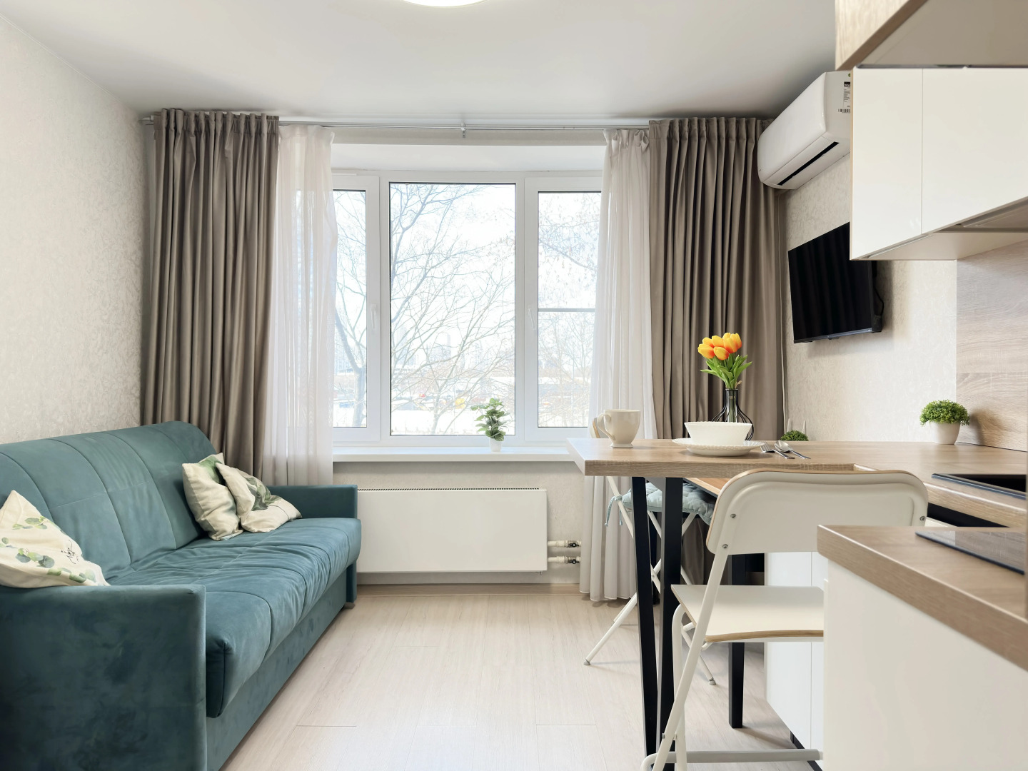 Апартаменты Диван-Кровать с шикарным ремонтом