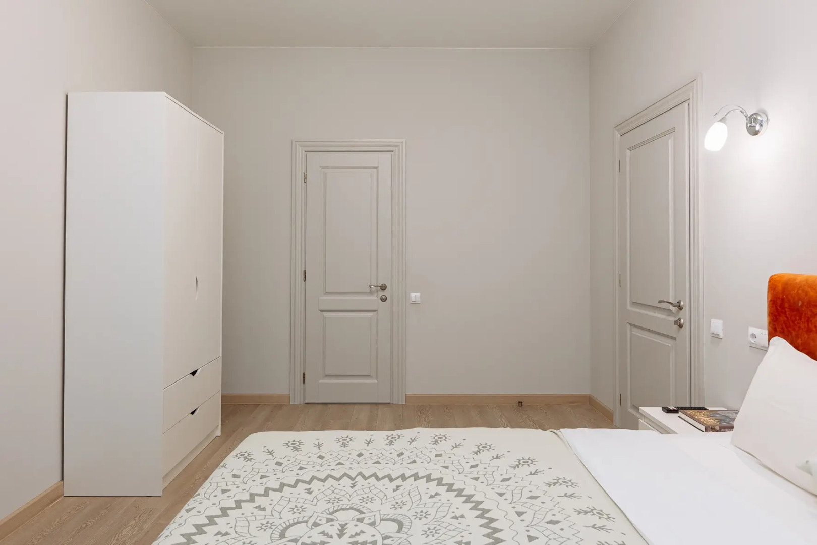 Квартира Букинг39 на набережной реки Преголь