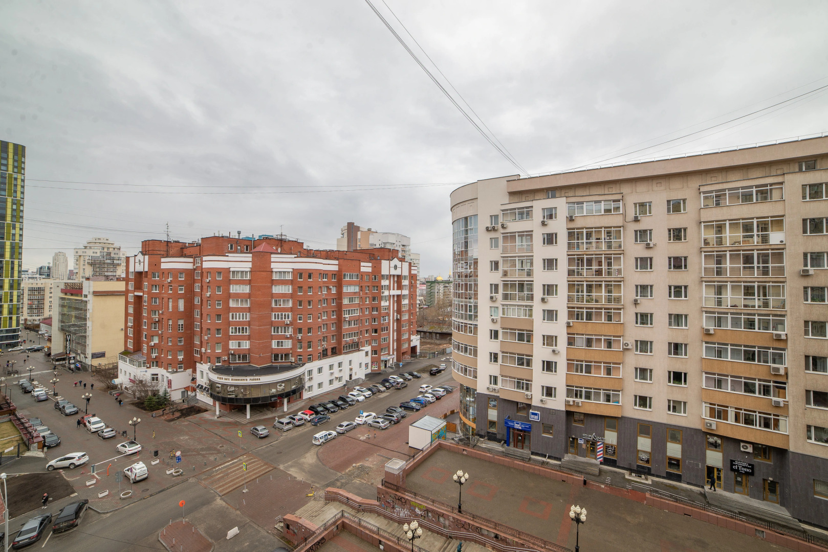 Апартаменты Трехкомнатная в центре