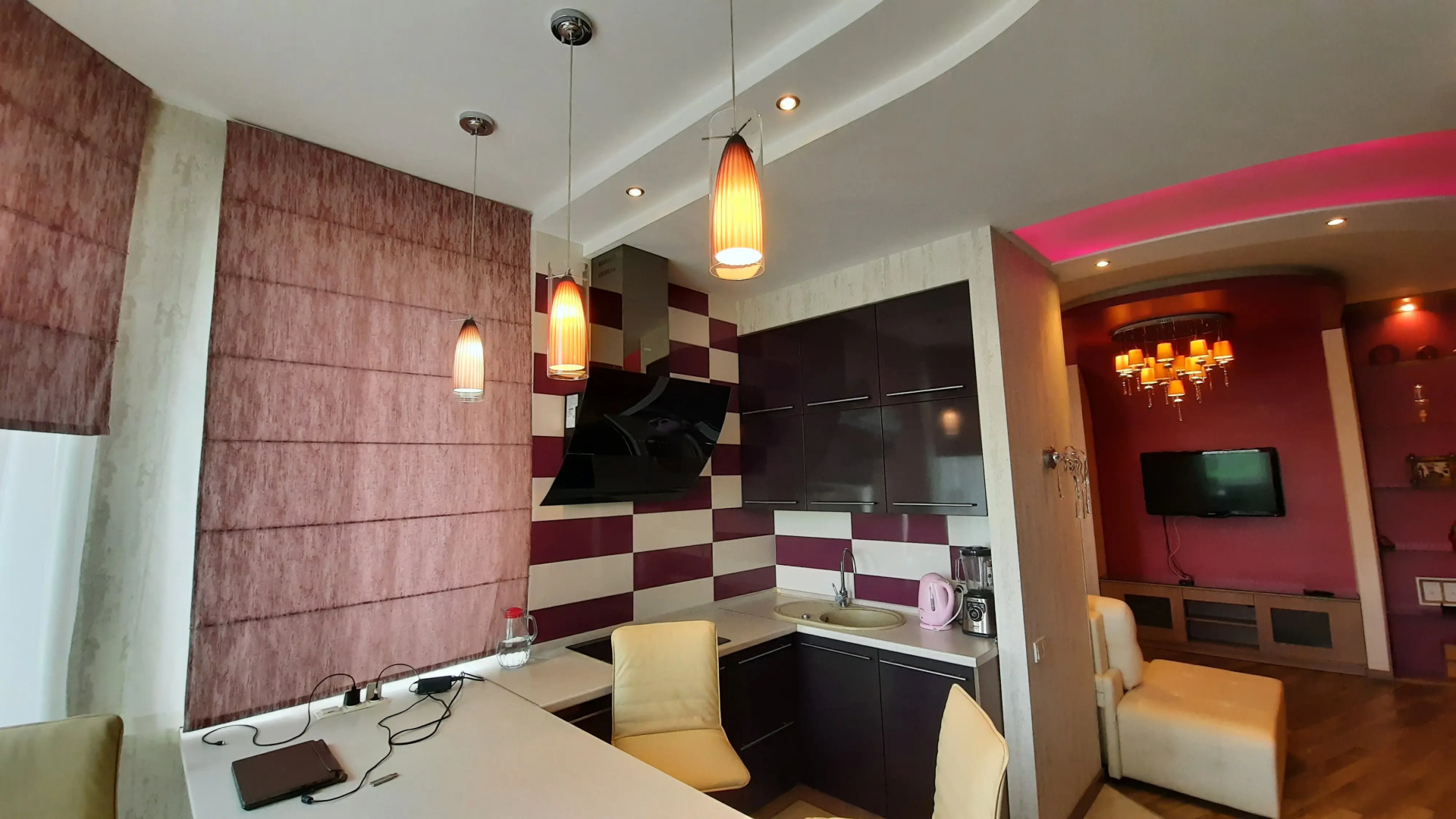 Апартаменты Шарм Парижа Кудряшова 20 Г