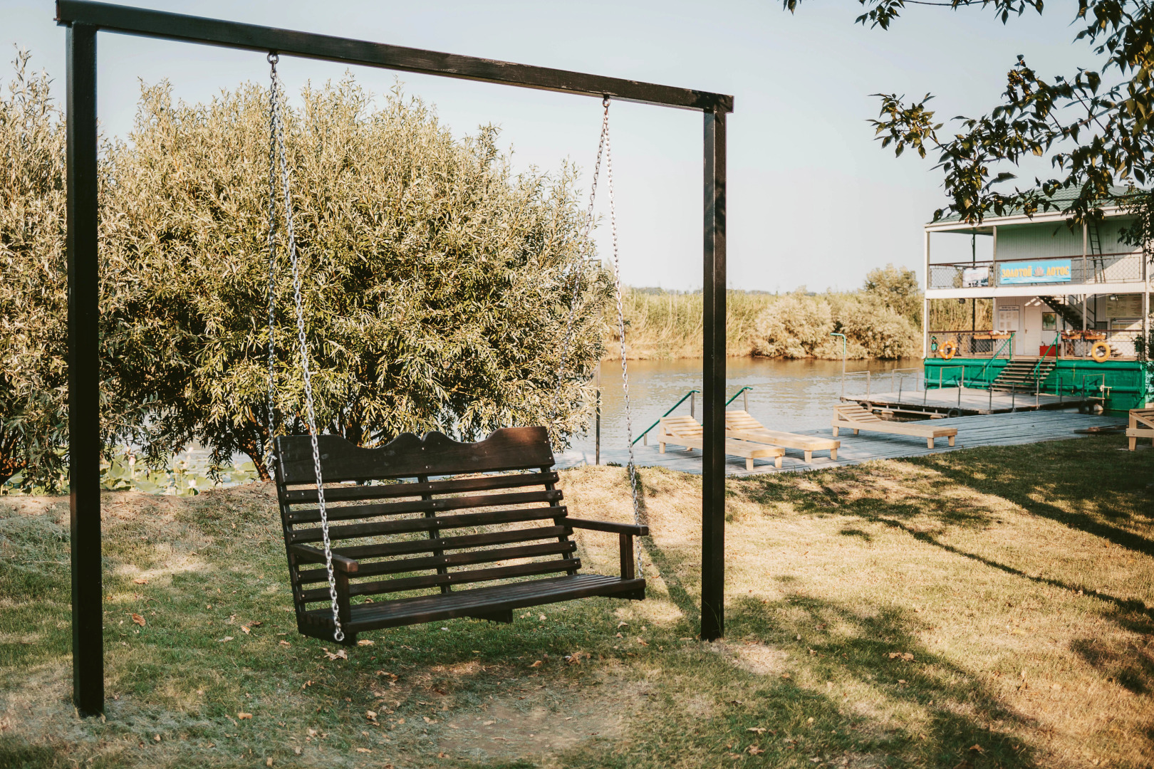 База отдыха Золотой Лотос