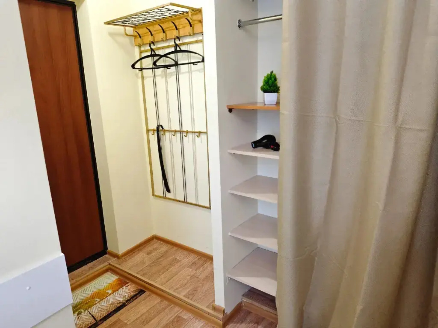 Квартира Диван и Чемодан на Фрунзе 14-1