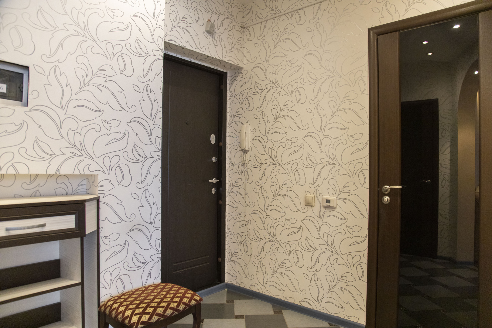 Апартаменты у Покровской башни Кремля