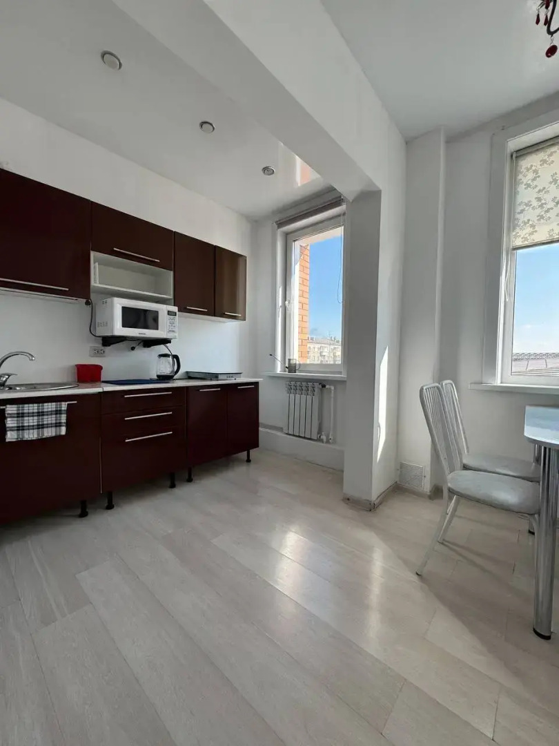 Апартаменты Полноценная двухкомнатная квартира до 7 человек в Центре