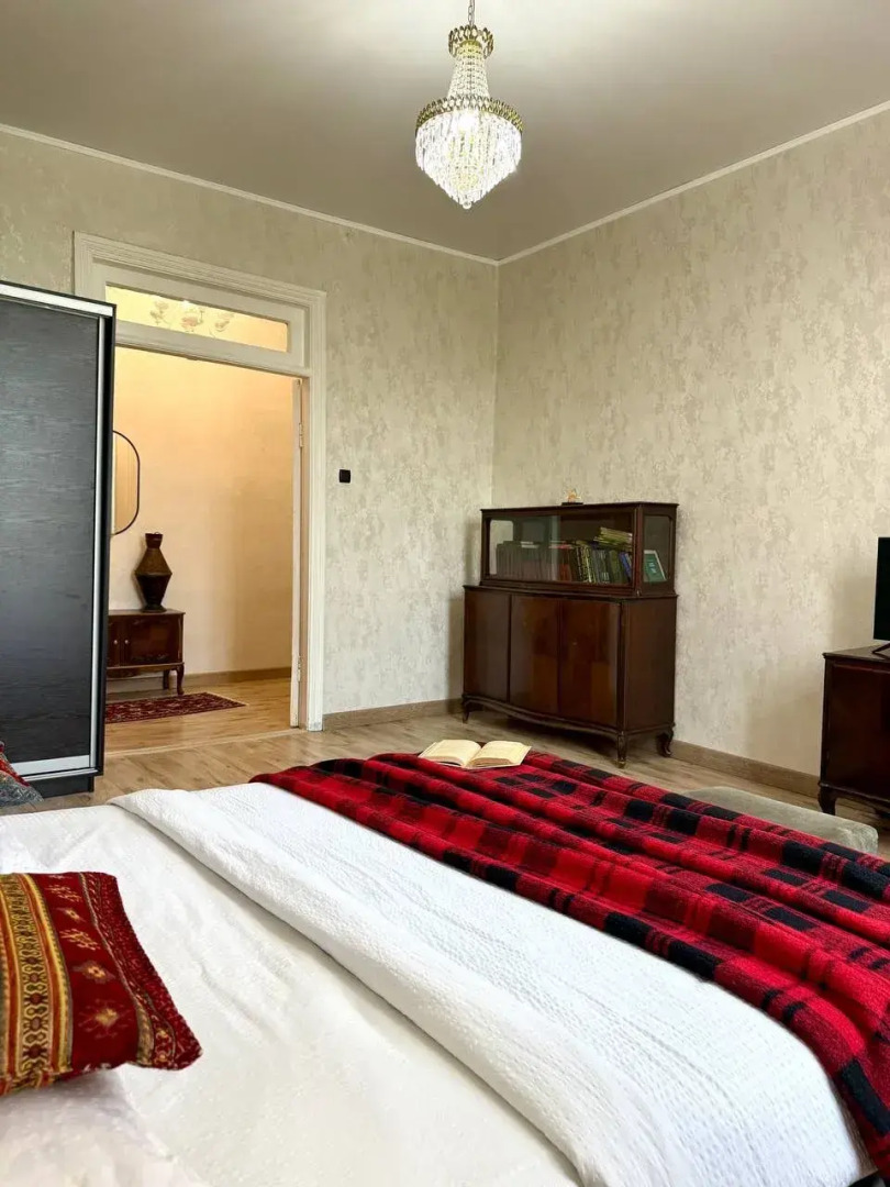 Апартаменты Сталинка на Первой Линии