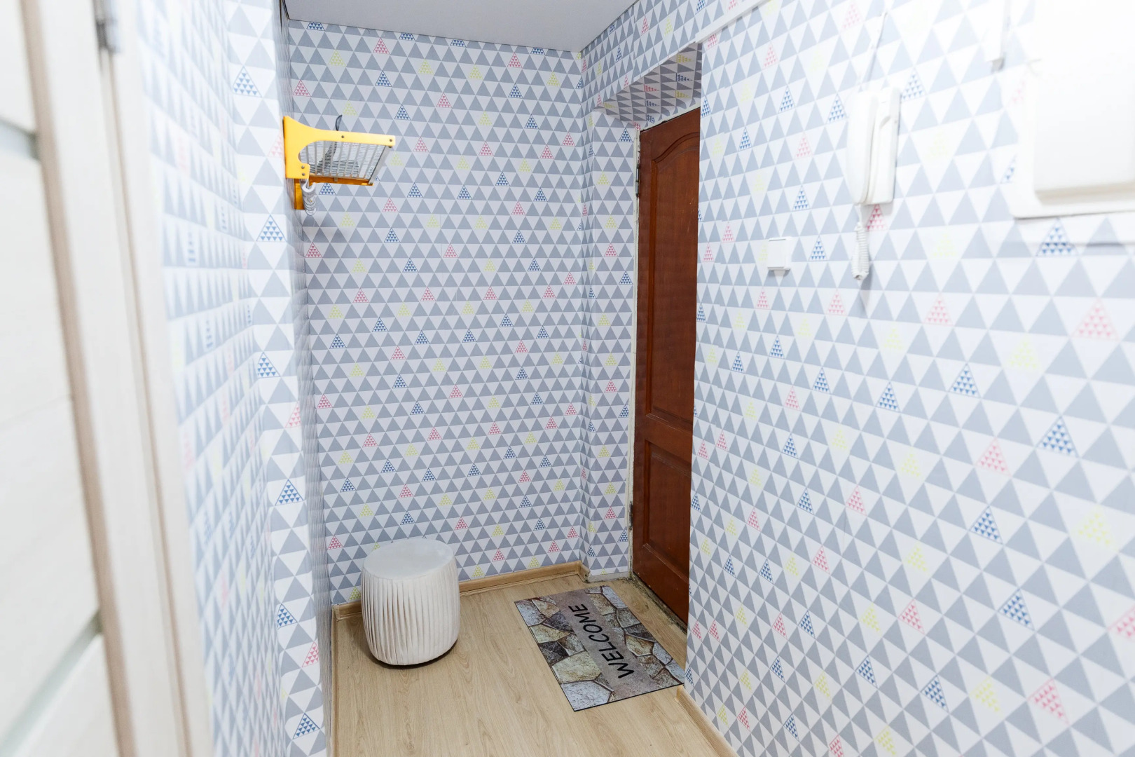 Просторная Двухкомнатная Квартира на 6 Гостей Проспект Октября 101 Театр Кукол