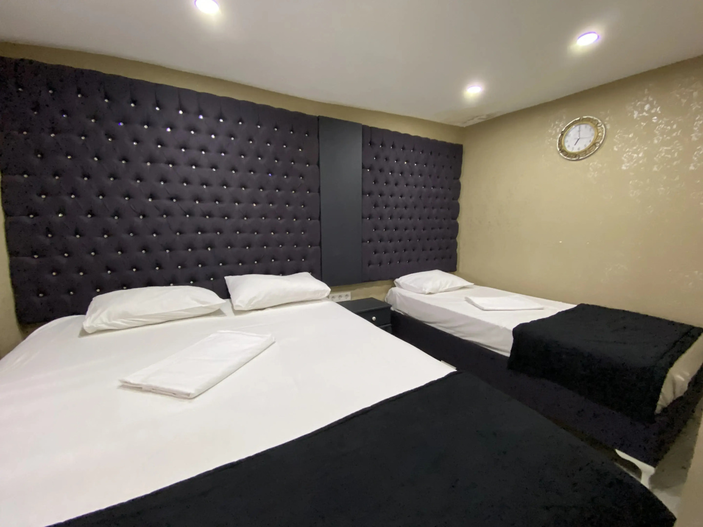 Orange Airport Hotel