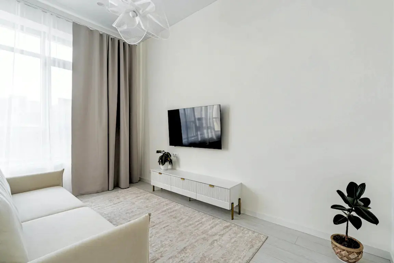 Квартира Хризантема