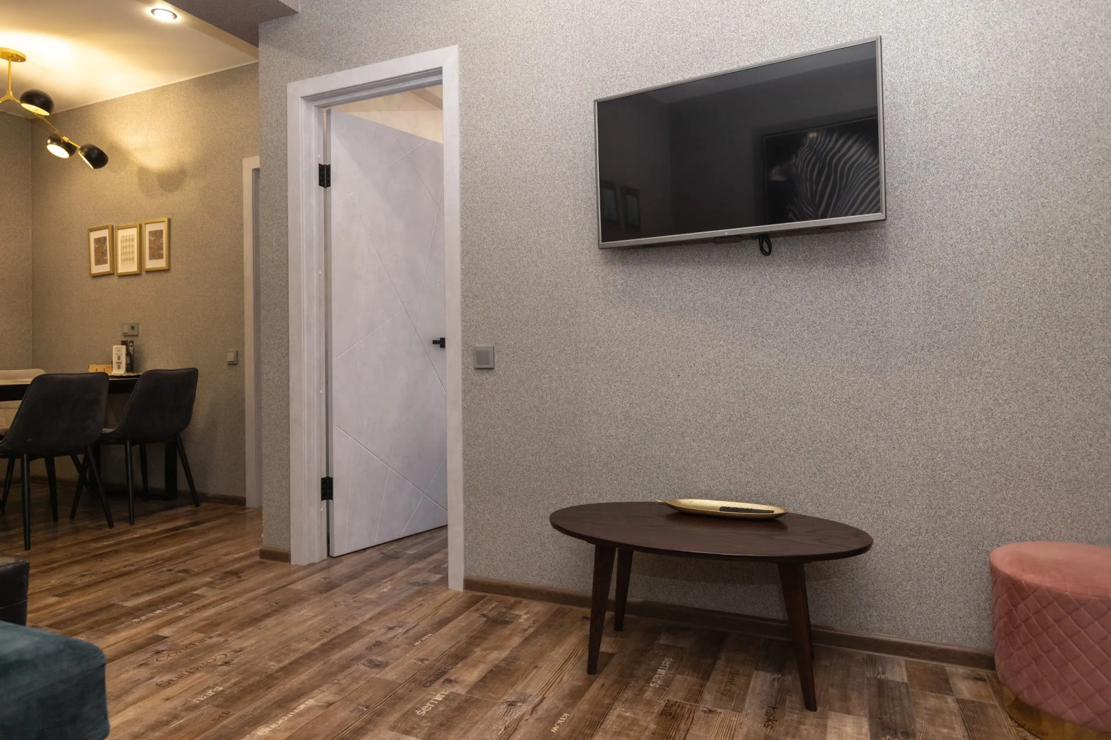 Апартаменты Море Апартаментов на Эстонской 37/8-040