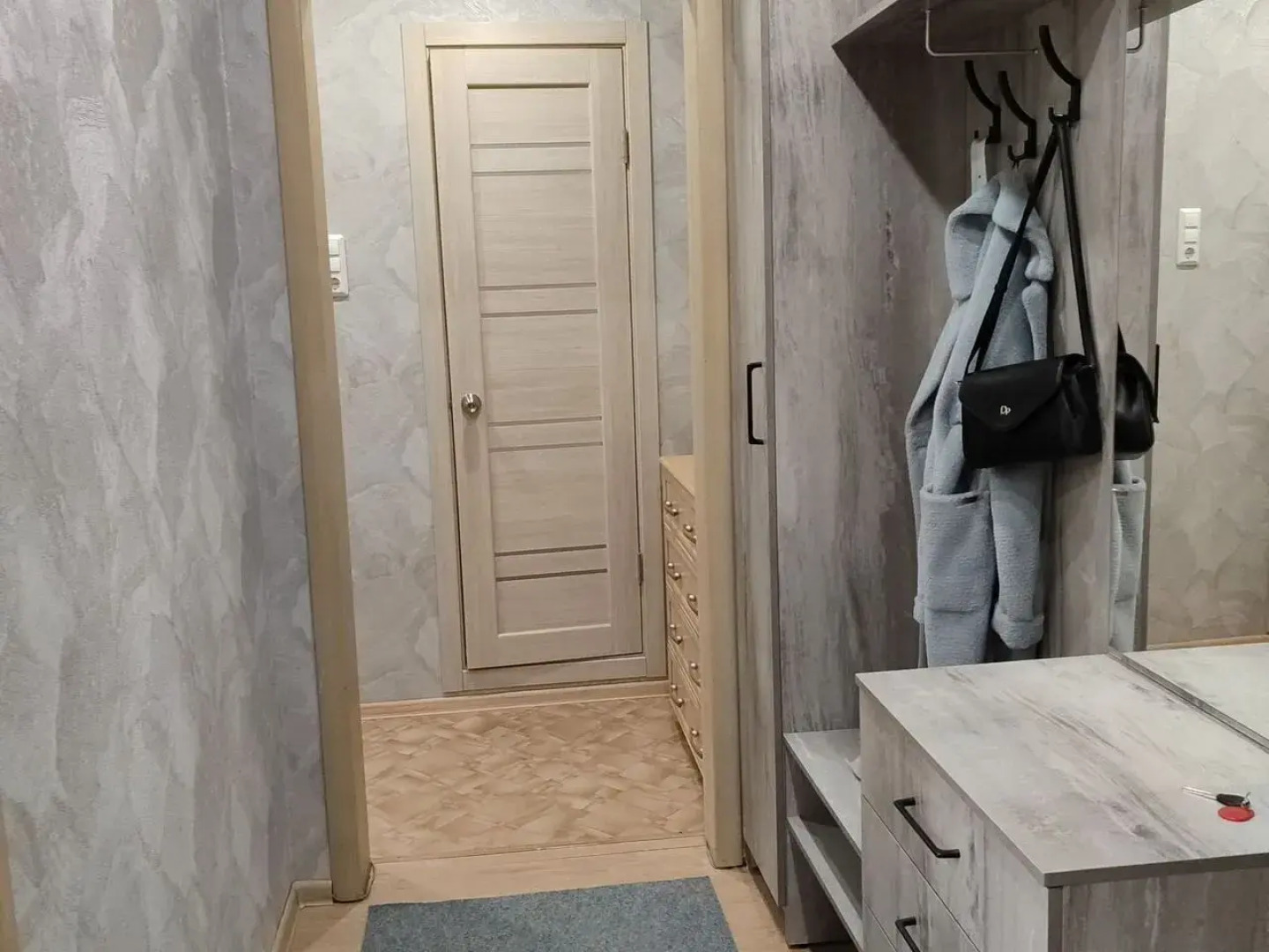 Квартира на Богдана Хмельницкого 28