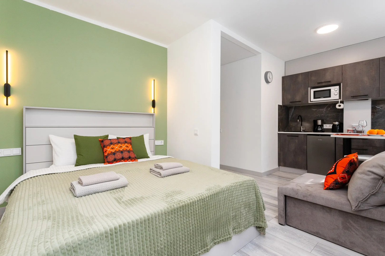 Апартаменты Студия WestRooms в Центре у Северного вокзала (3)