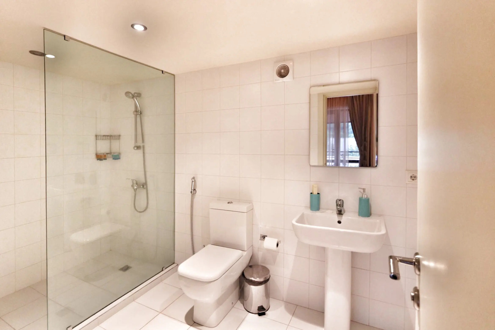 Отель Teghenis Resort