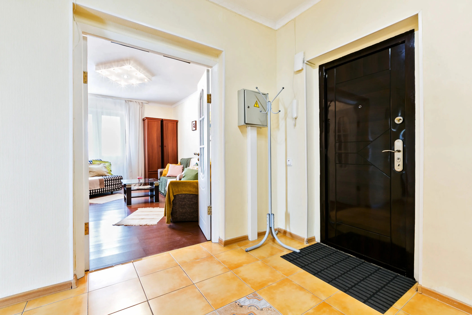 Double Tower Apartment on Dmitry Ulyanov St