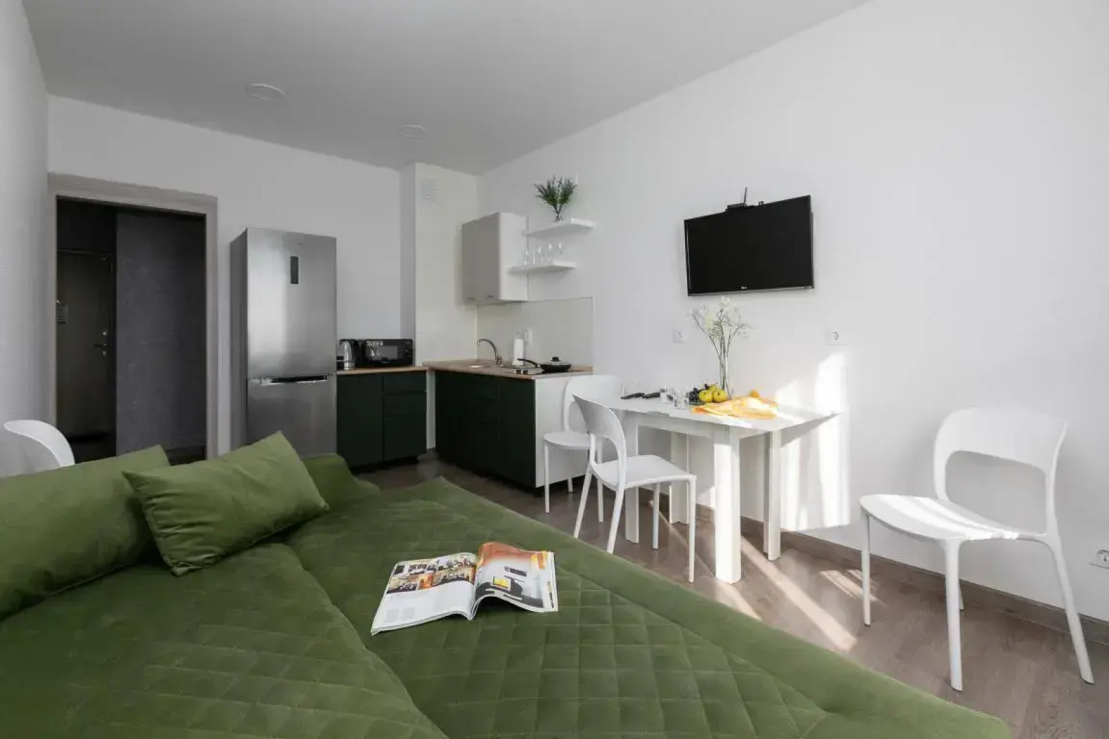 Двухкомнатные апартаменты Этажидейли возле ЖД вокзала