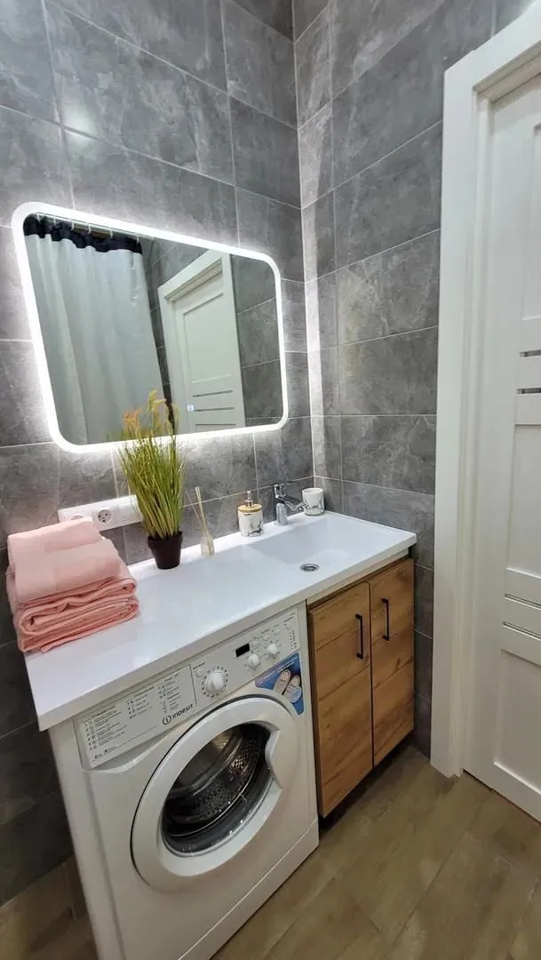 Апартаменты СИБИРЬ HOUSE  Vip напротив Кузбасс Арены