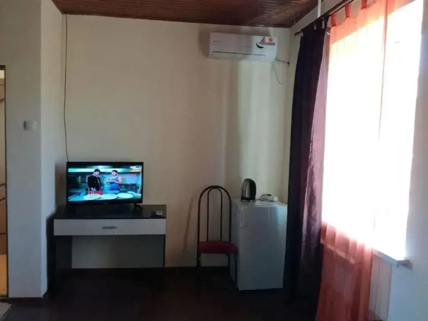 Меблированные Комнаты на Улице Мира 42Б