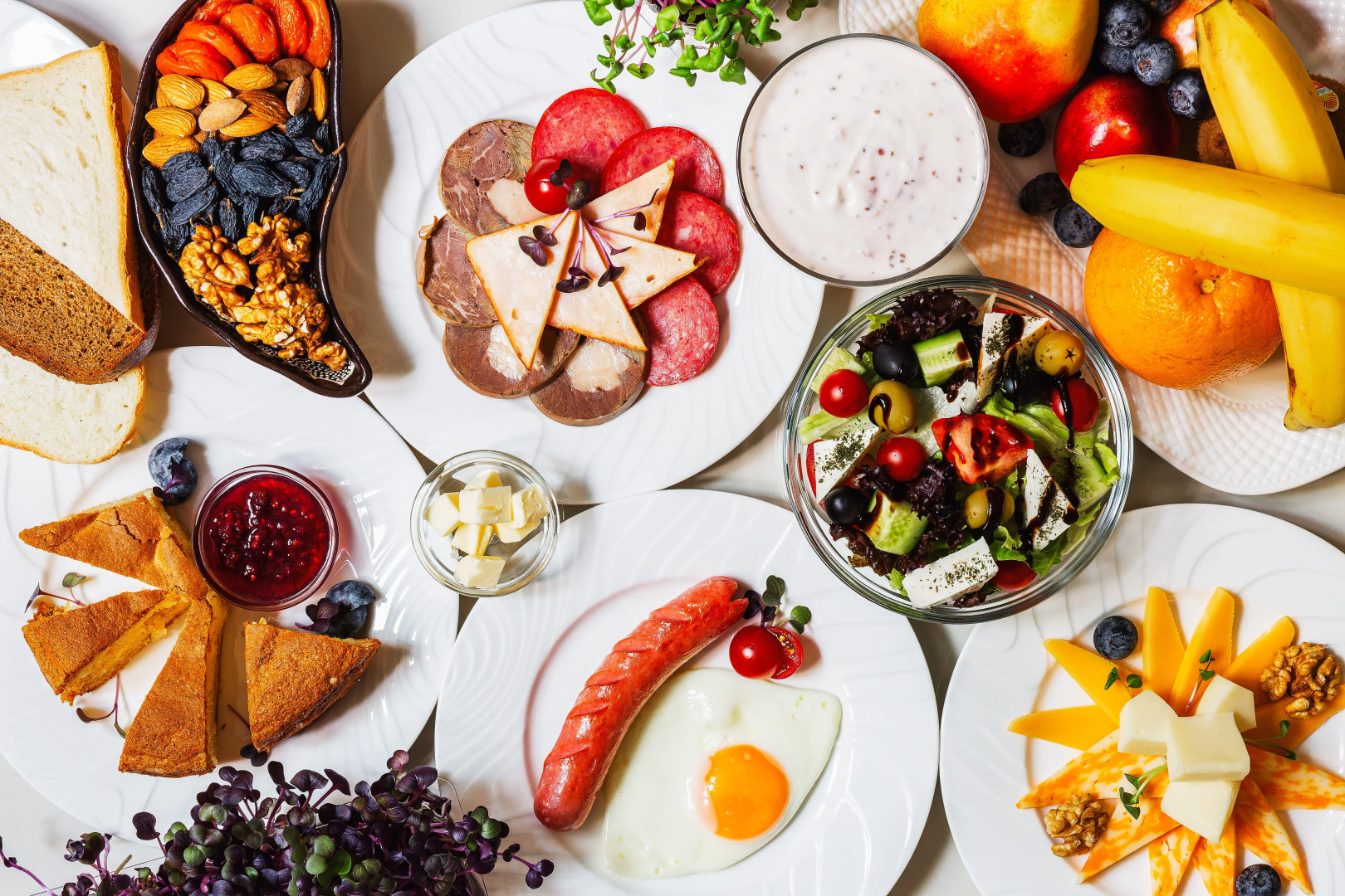 Отель Grand Nur