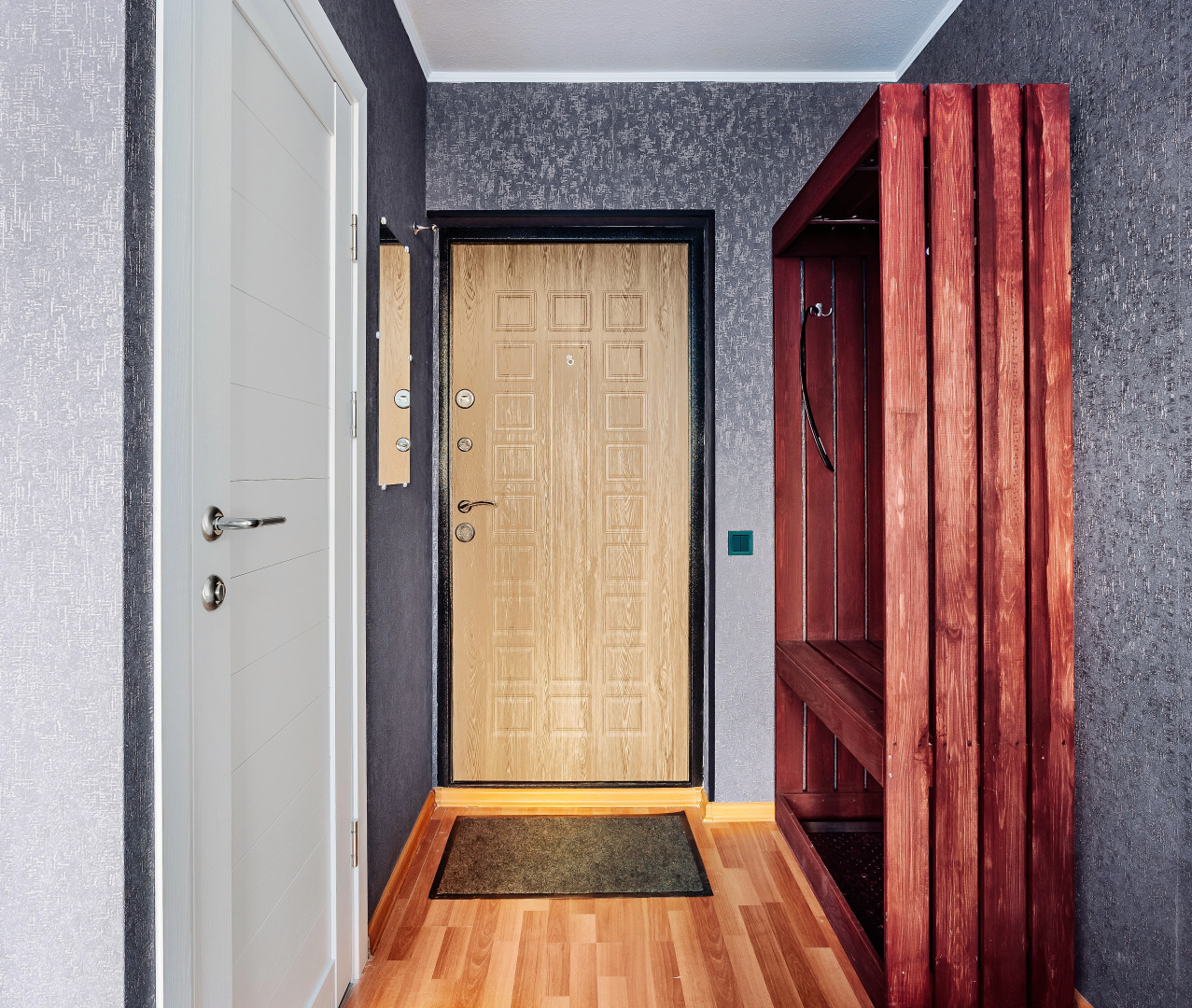 Апартаменты UyutnoEKB на улице Краснолесья 2