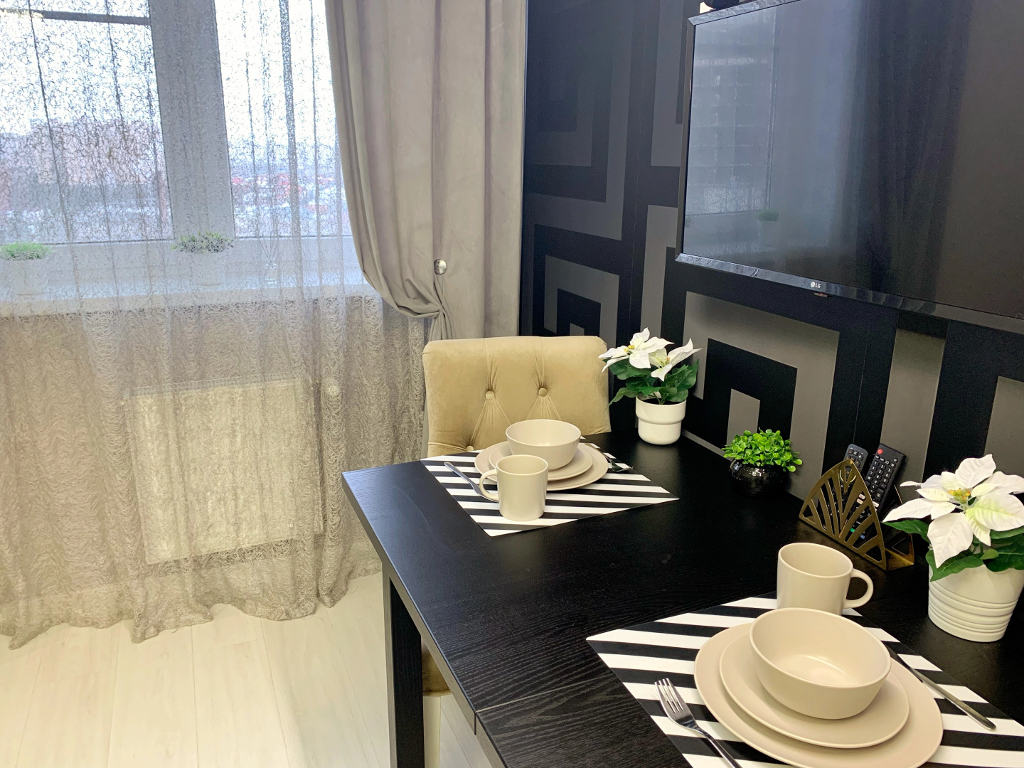 Апартаменты APARTHome Школьная 13/9