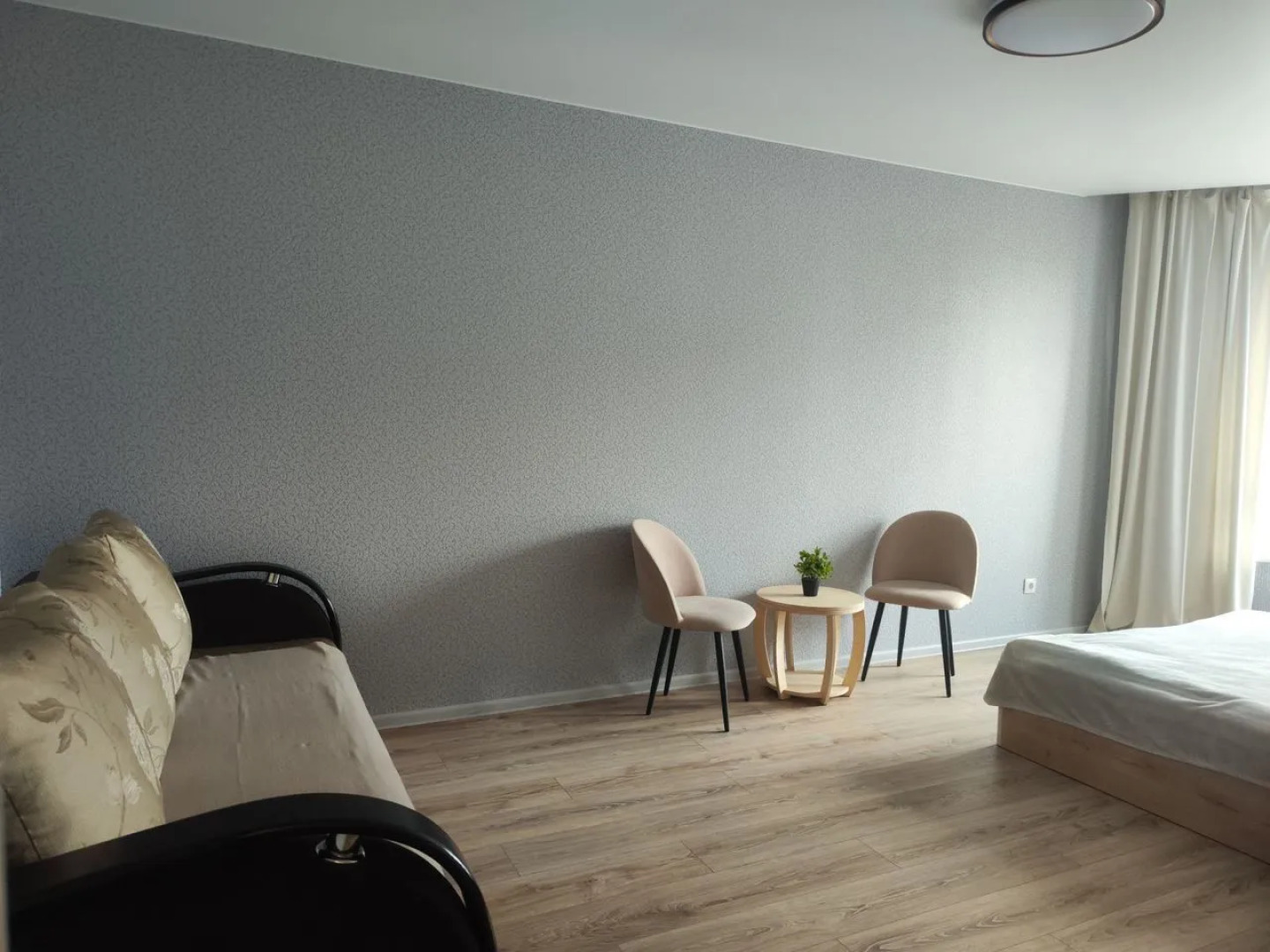 Квартира на улице 9 Января 68/1к2